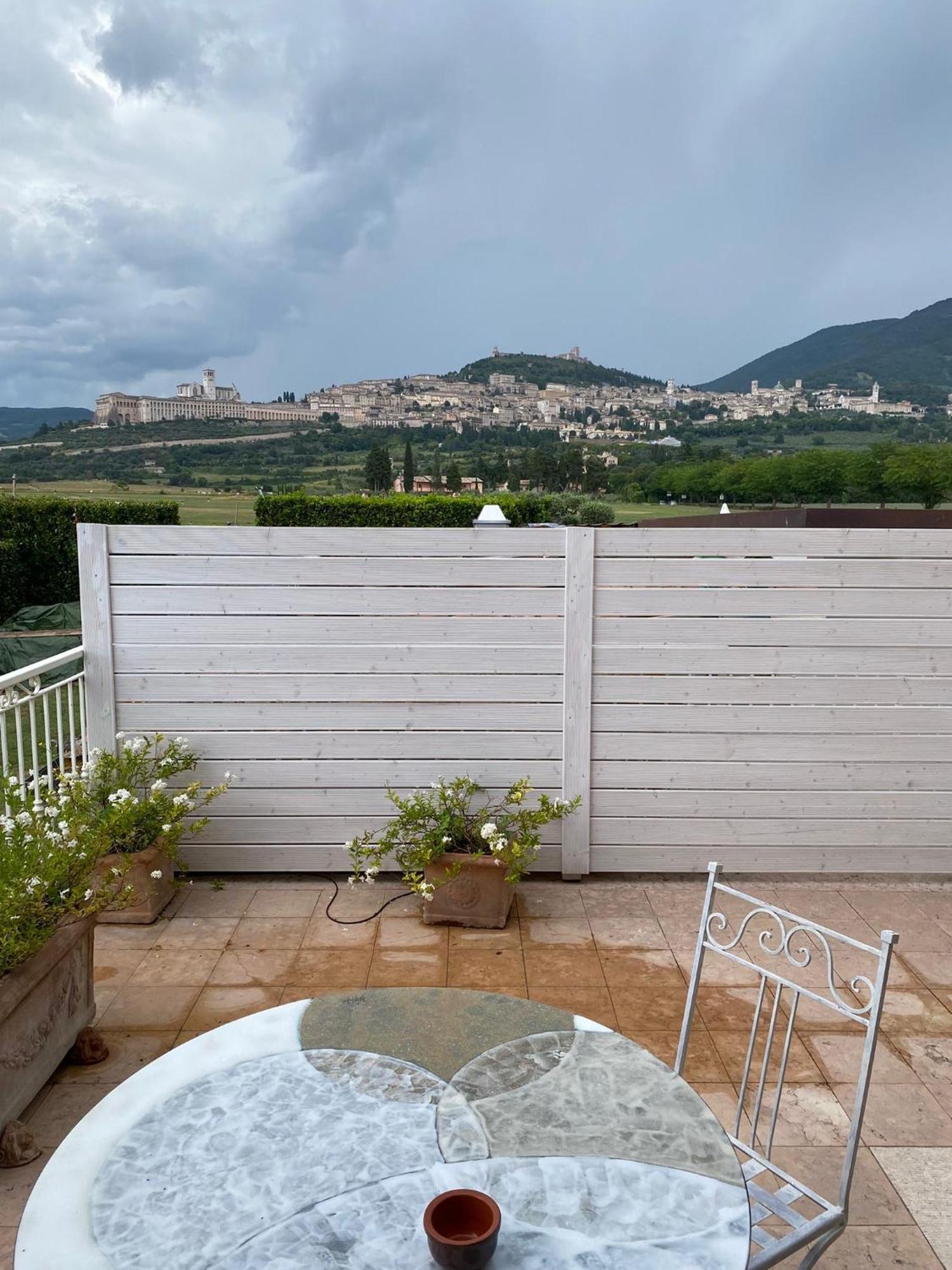 مبيت وإفطار Unica Assisi Agri-Charming House المظهر الخارجي الصورة